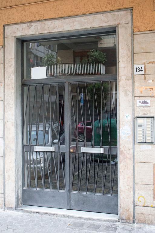 La Nuova Cittadella Bed & Breakfast ซาแลร์โน ภายนอก รูปภาพ